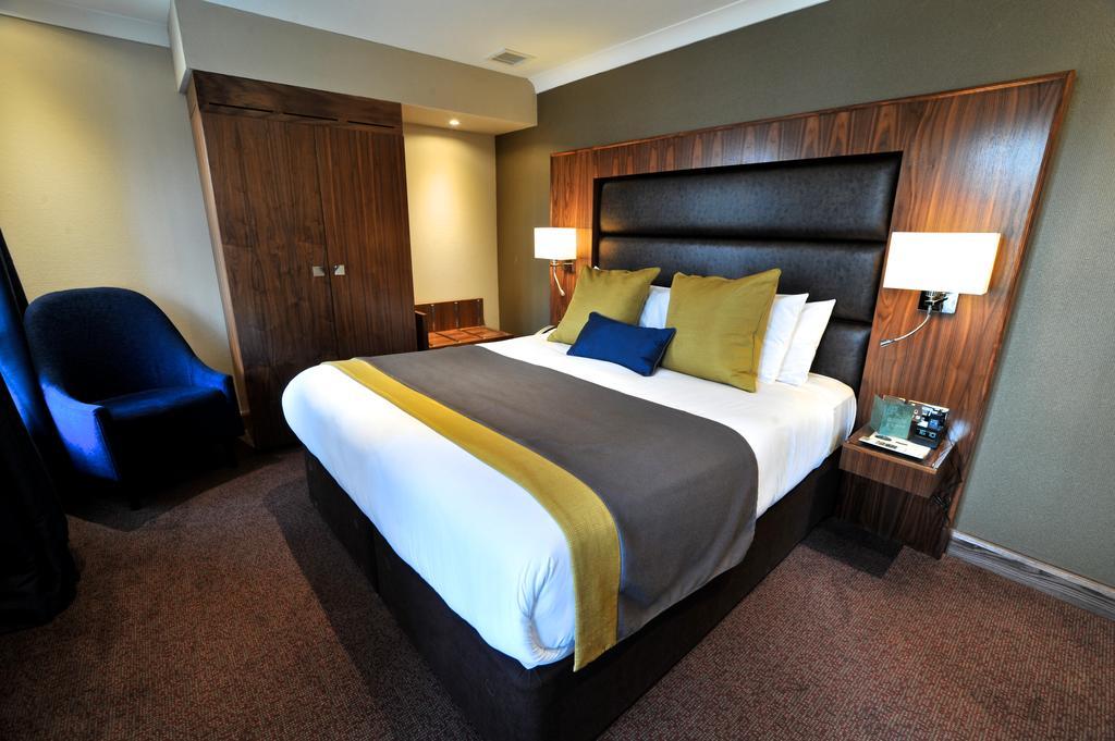 Frensham Pond Country House Hotel & Spa Farnham  Luaran gambar