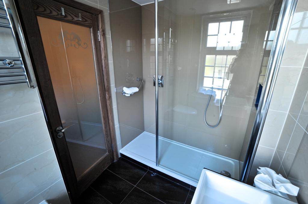 Frensham Pond Country House Hotel & Spa Farnham  Luaran gambar